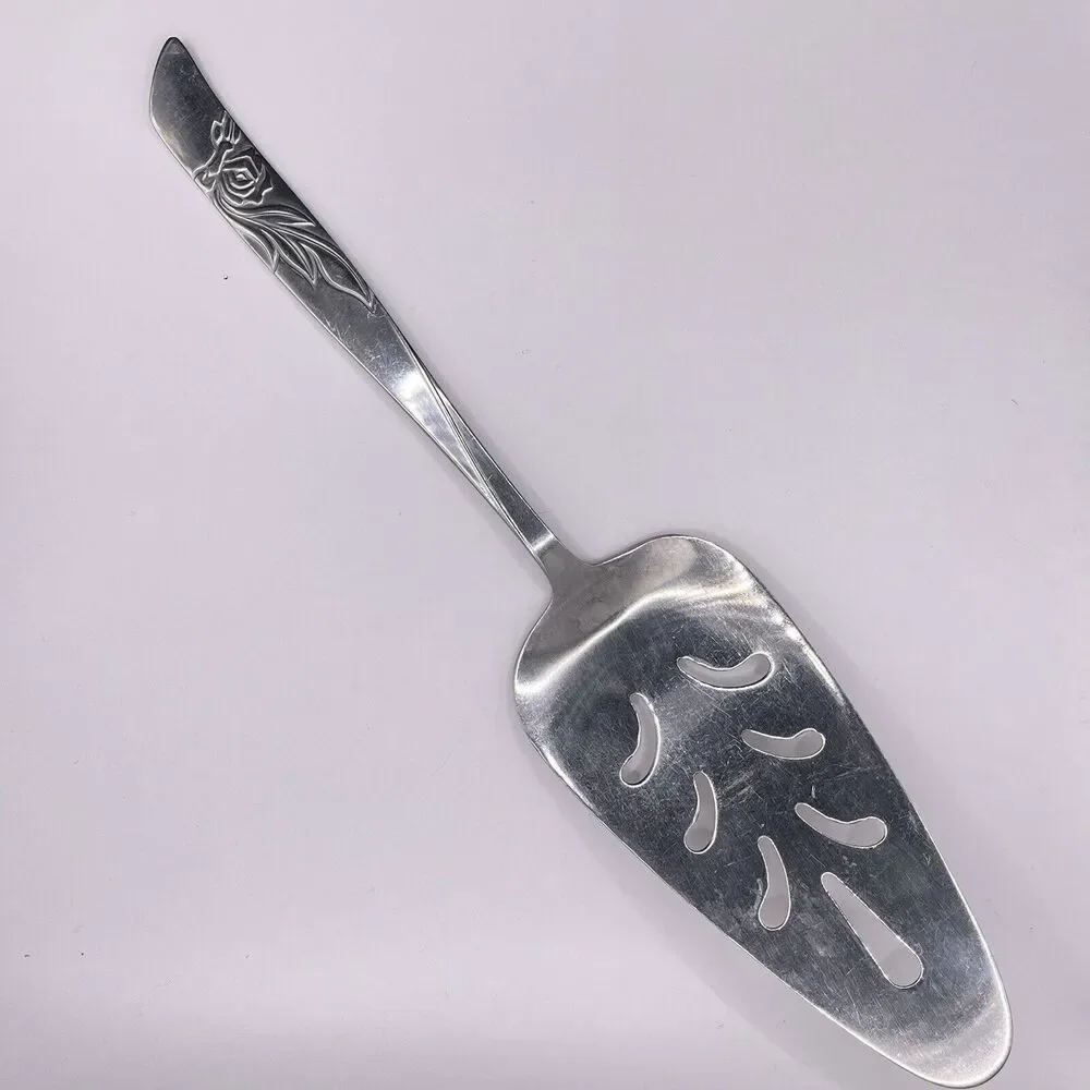 N.S.CO. National Stainless Steel CARLYLE Rose Cake Server Pie Silver Tone
